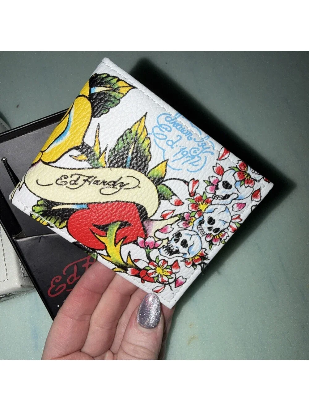 Ed Hardy Mens White Tattoo Flash Skull Eagle Bifold Wallet NEW WBox